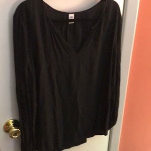 Vneck long sleeve silky top